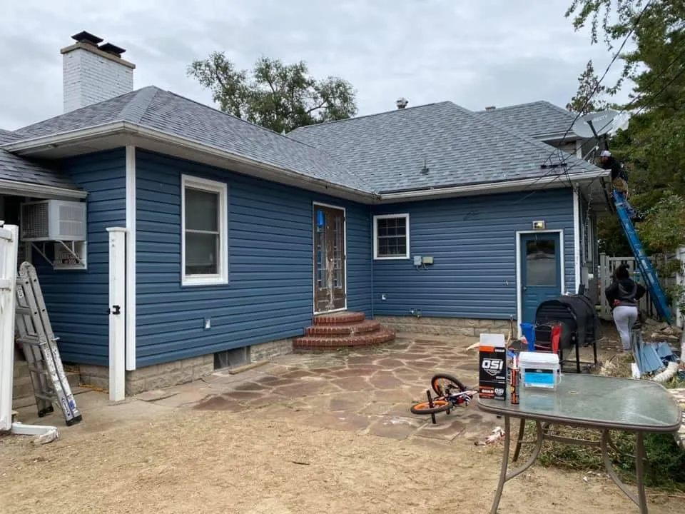 Slide of American Storm Contractors