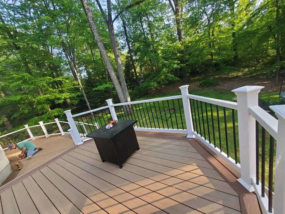 Slide of American Supreme Construction