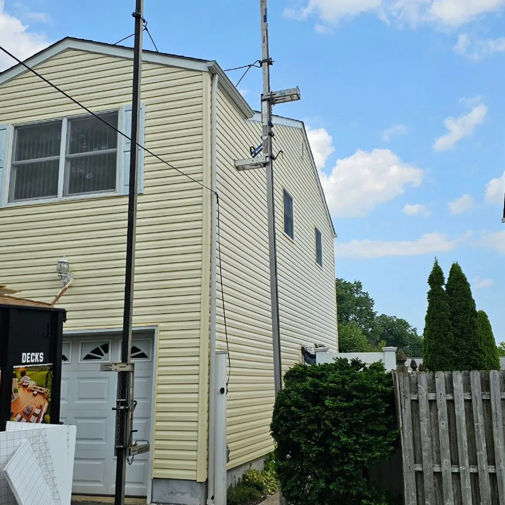 Slide of American Supreme Construction