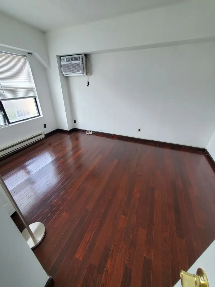 Slide of American Supreme Construction