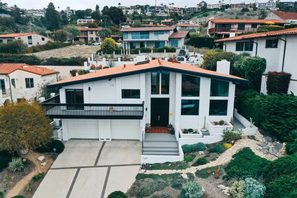 Slide of American Supreme Roofing