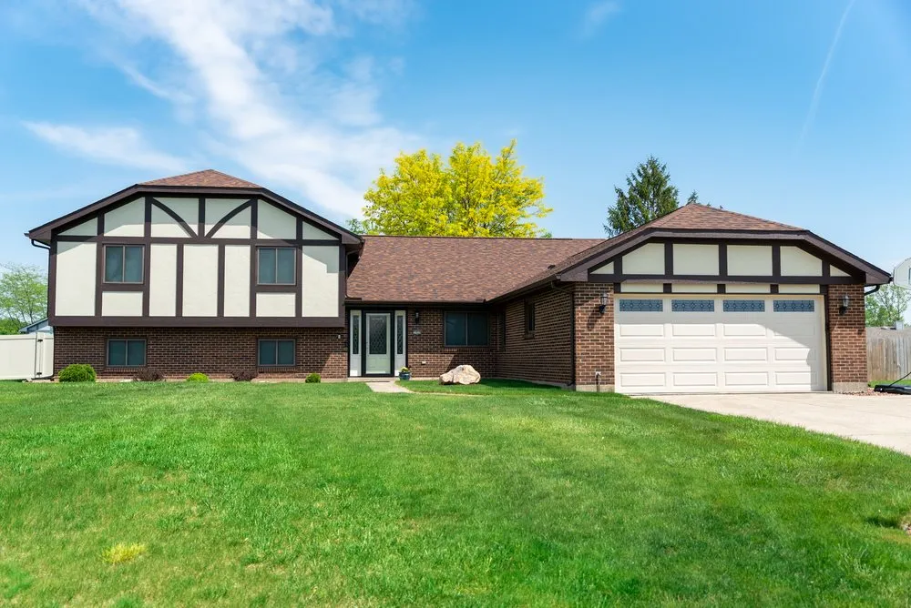 Slide of American Way Exteriors