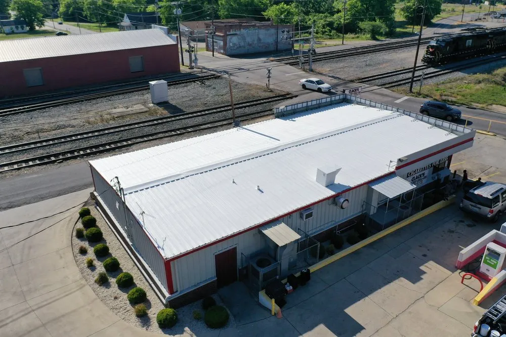 Licensed roof installation in Irvington, AL by American WeatherStar