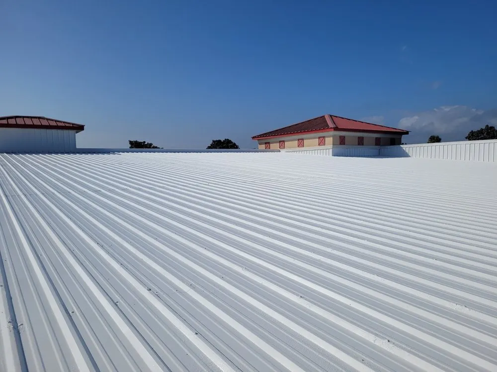 Local roof leak repair with free inspection in Irvington, AL by American WeatherStar