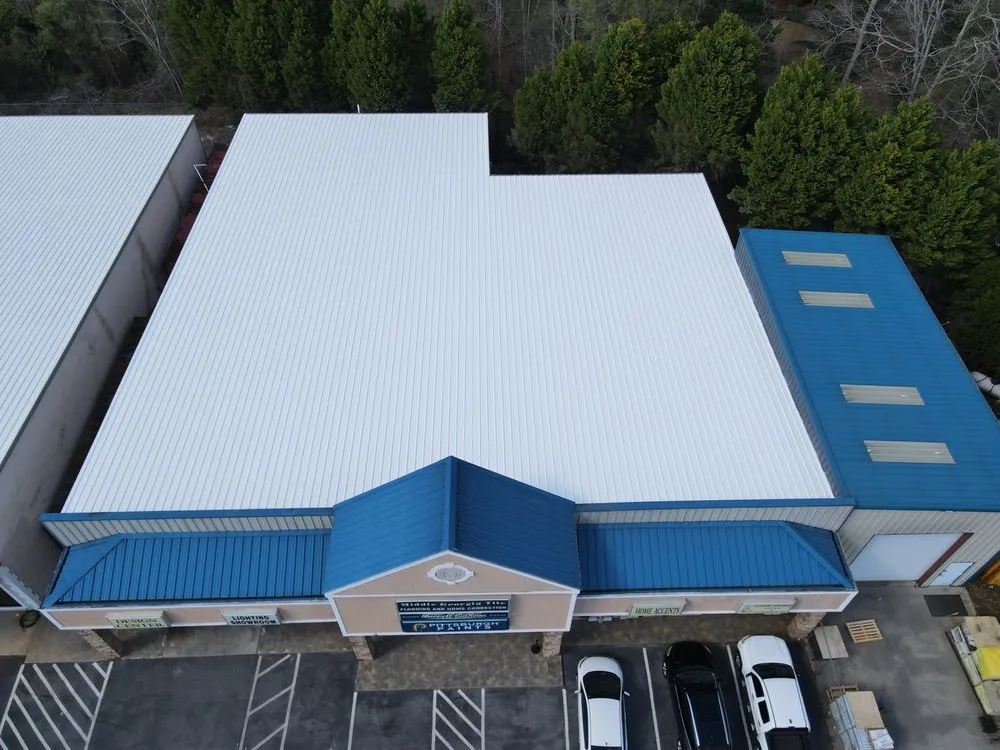 Licensed roof replacement in Irvington, AL - American WeatherStar