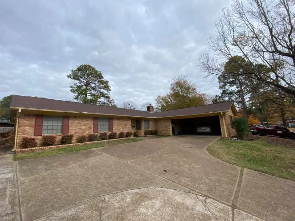 Slide of America's Construction & Roofing Co.