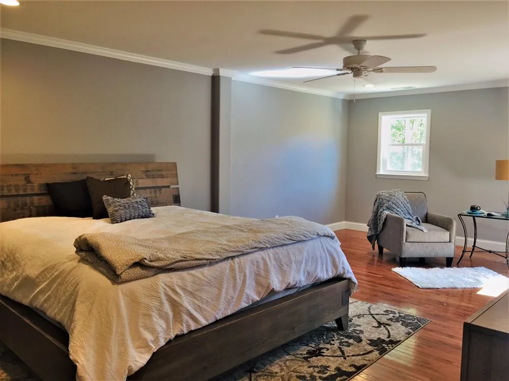 Slide of Amerimex Homes