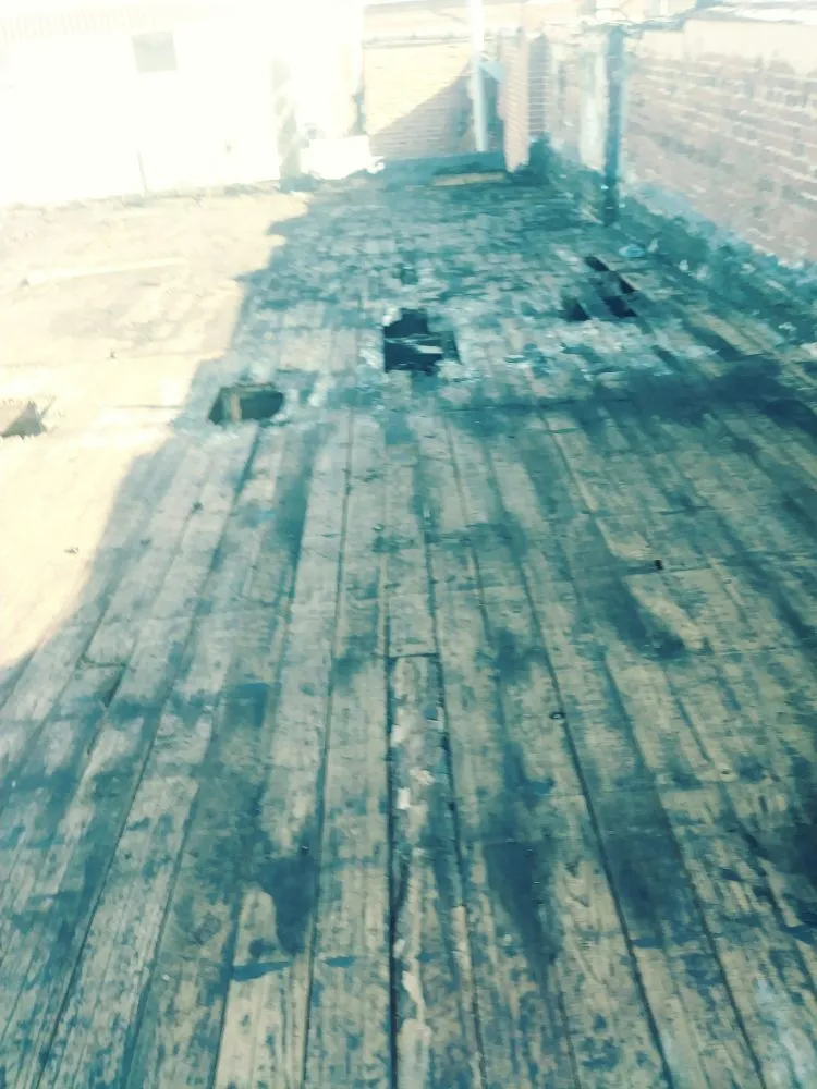 Slide of Amigo Roofing