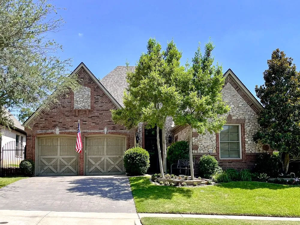 Slide of Amity Roofing