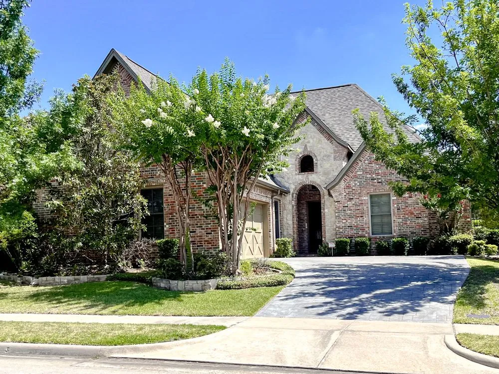 Slide of Amity Roofing