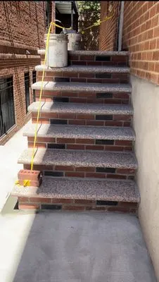 AMK Construction Logo