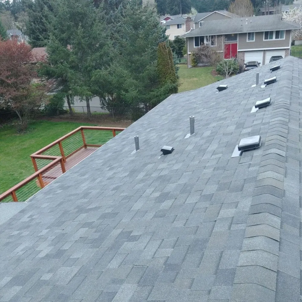 Slide of Amor Roofing