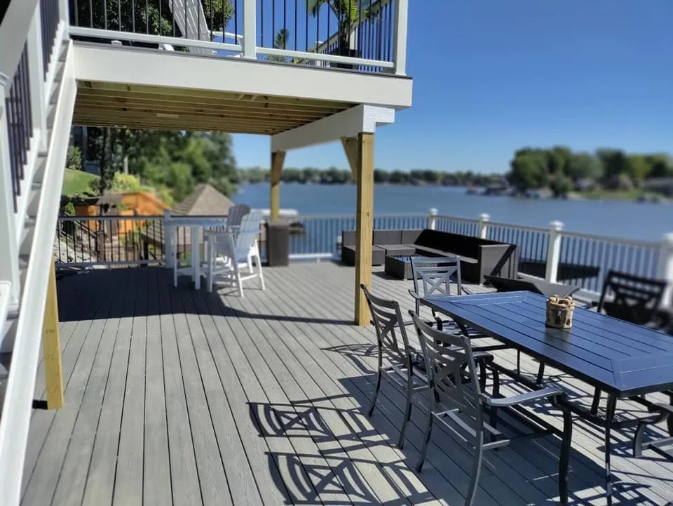 Slide of Amparan Construction