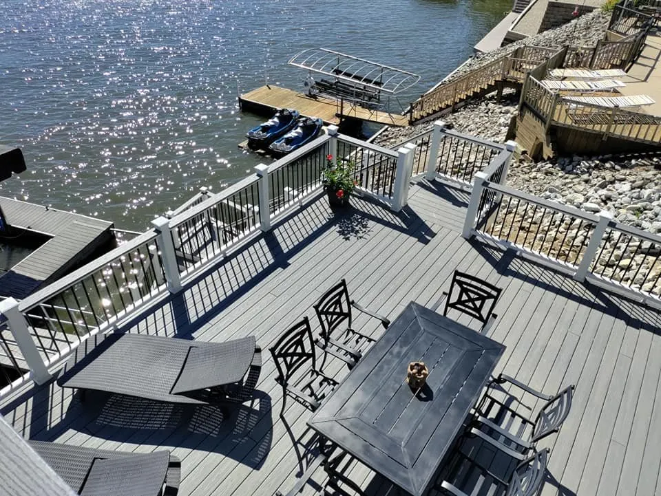 Slide of Amparan Construction