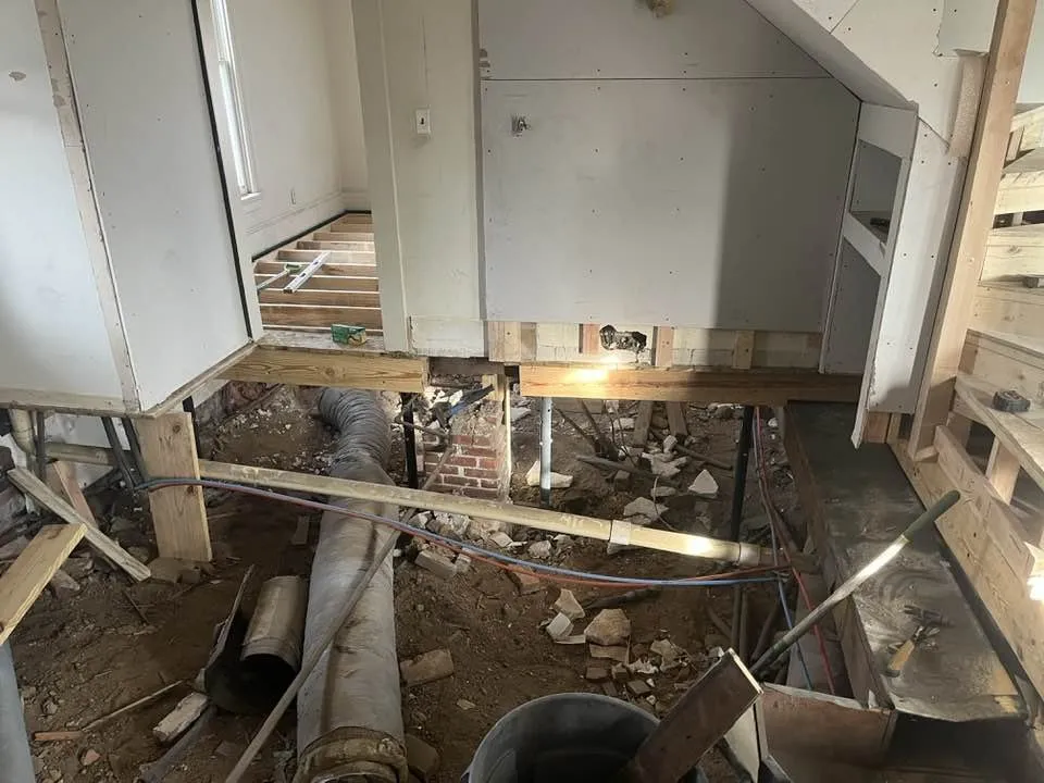 Slide of Amparan Construction