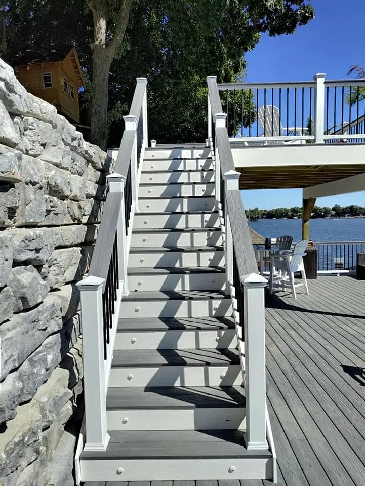 Slide of Amparan Construction