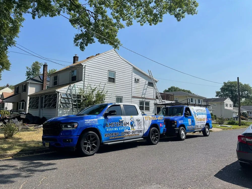 Slide of Amsterdam roofing experts