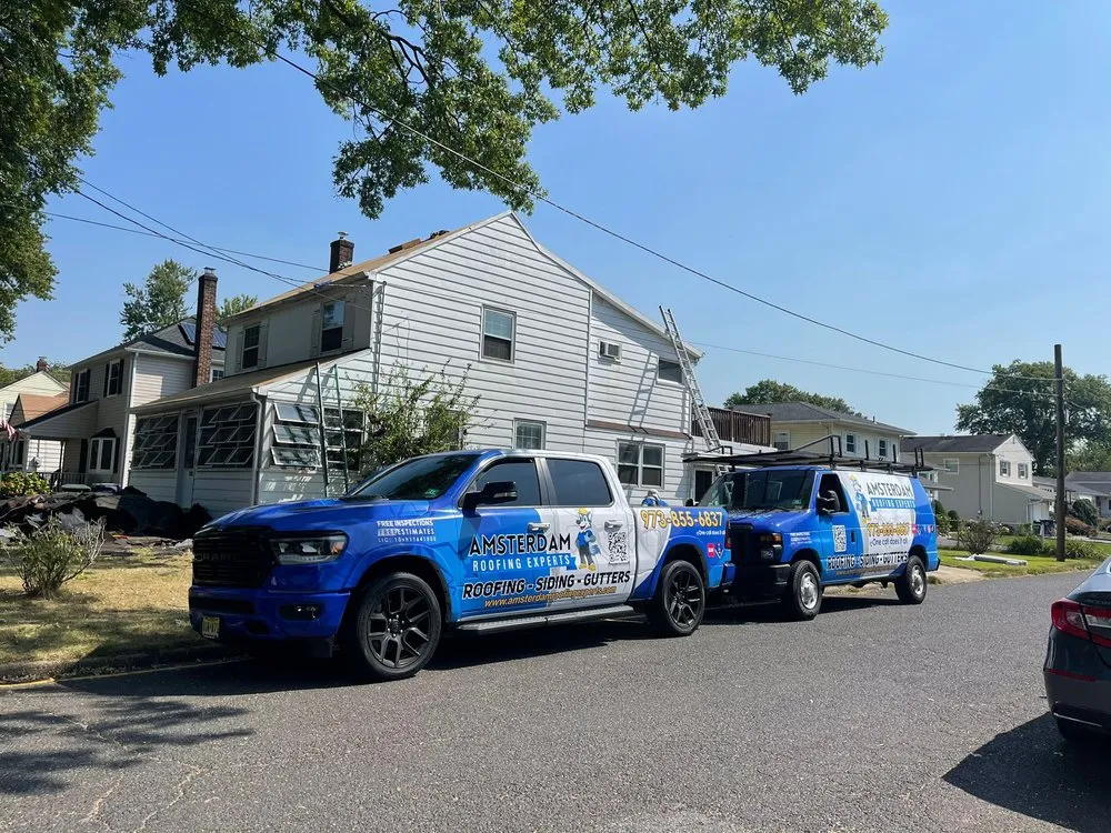 Slide of Amsterdam roofing experts