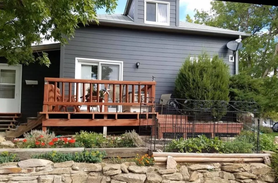 Slide of Anderson Sales and Construction