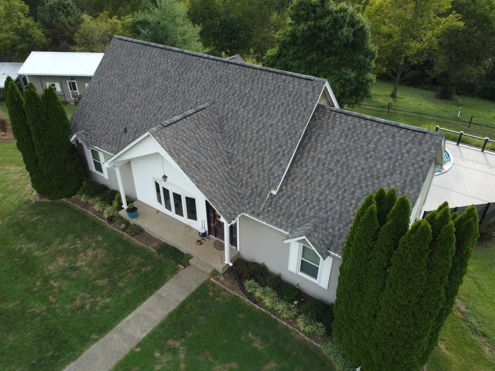Slide of Andes Roofing