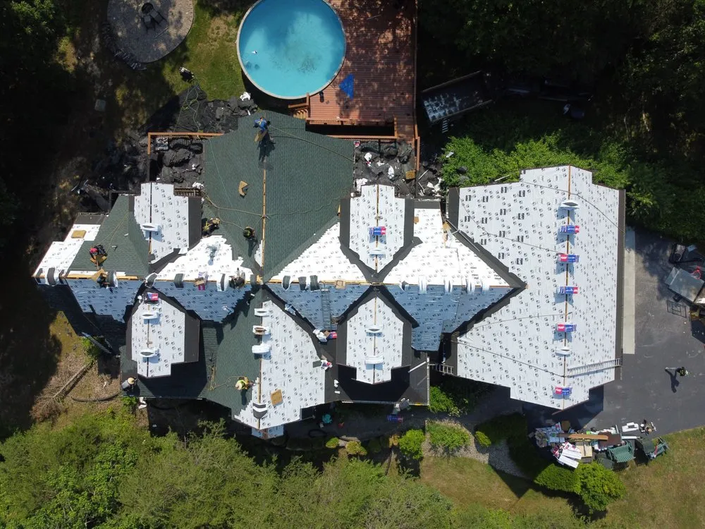 Slide of Andes Roofing