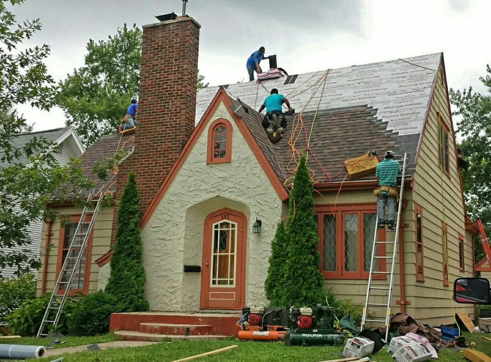 Slide of Andino Construction