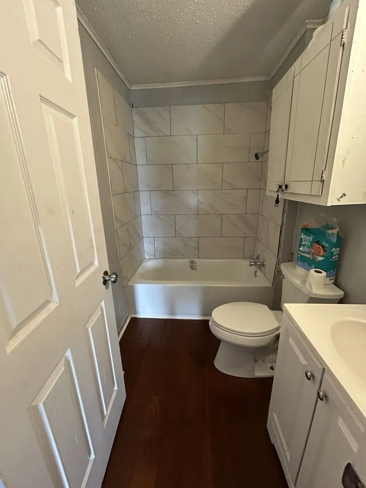 Slide of Andino Remodeling