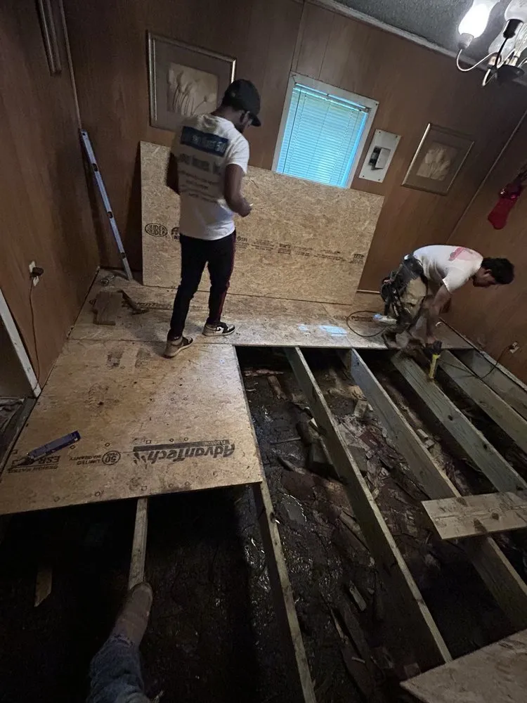 Slide of Andino Remodeling