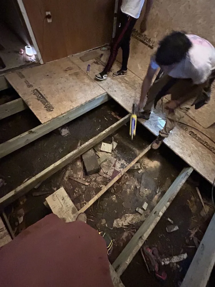 Slide of Andino Remodeling