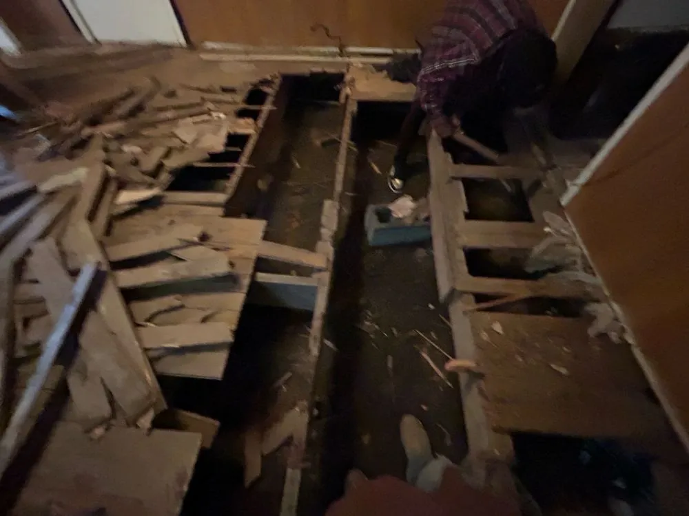 Slide of Andino Remodeling