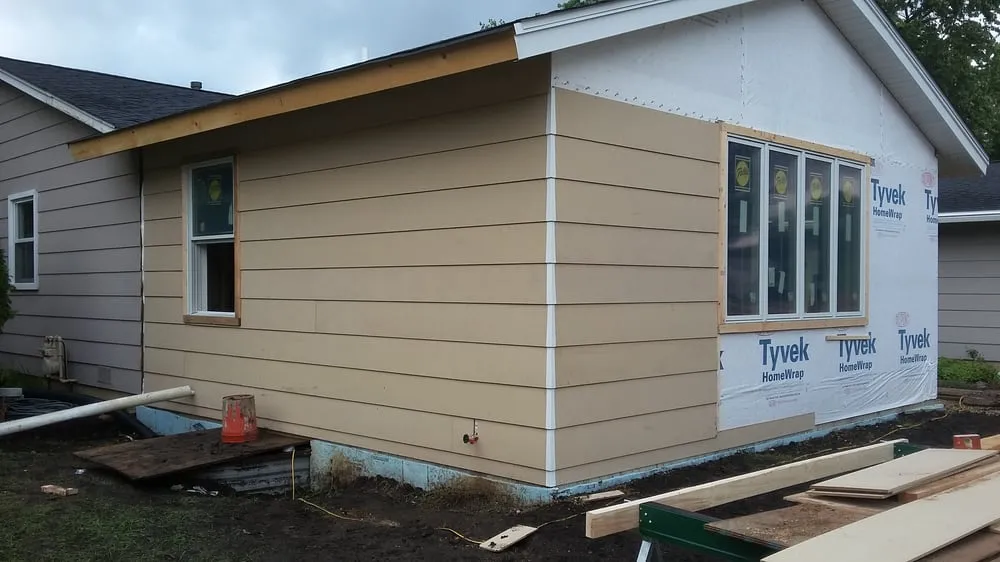 Slide of Andino's Roofing