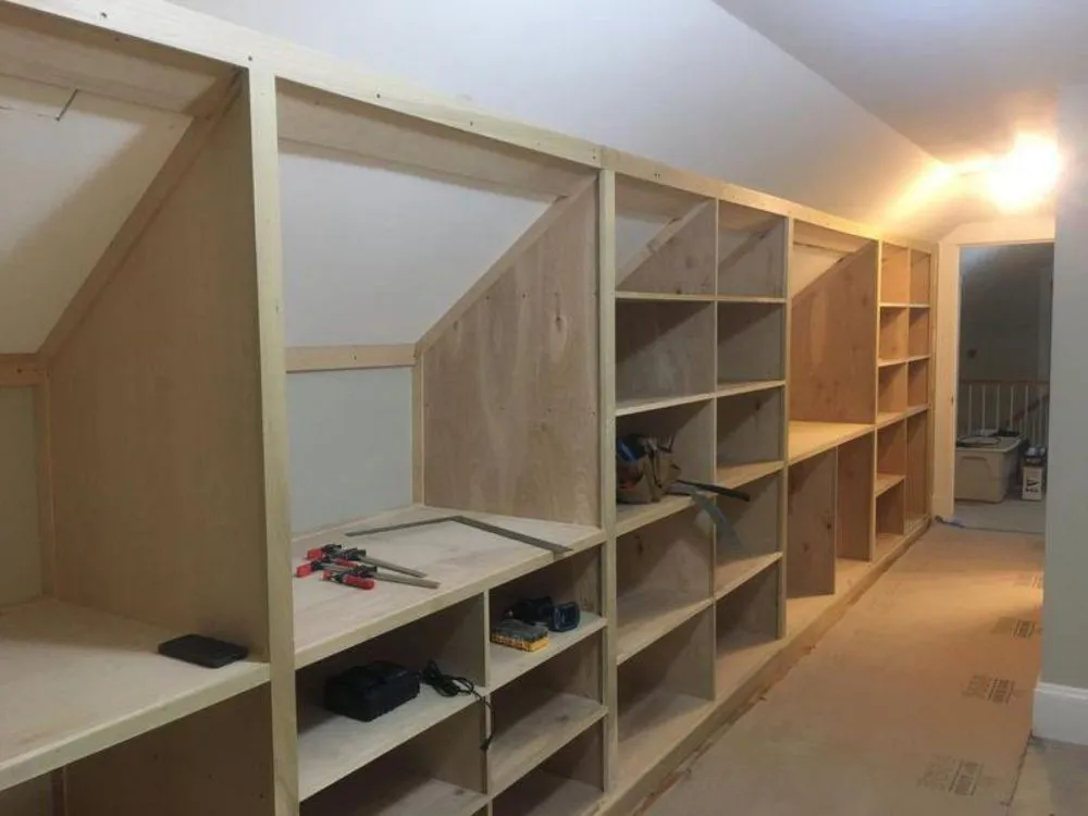 Slide of Andrade Niemaya's Carpentry