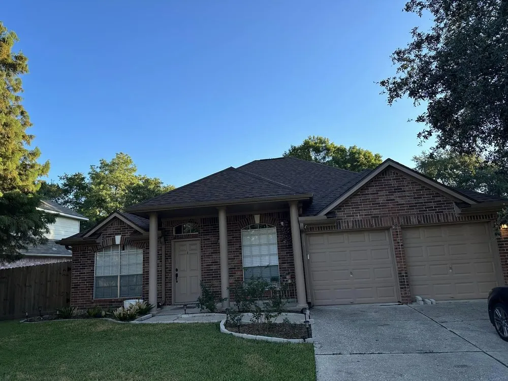 Slide of Andy Nichols Roofing