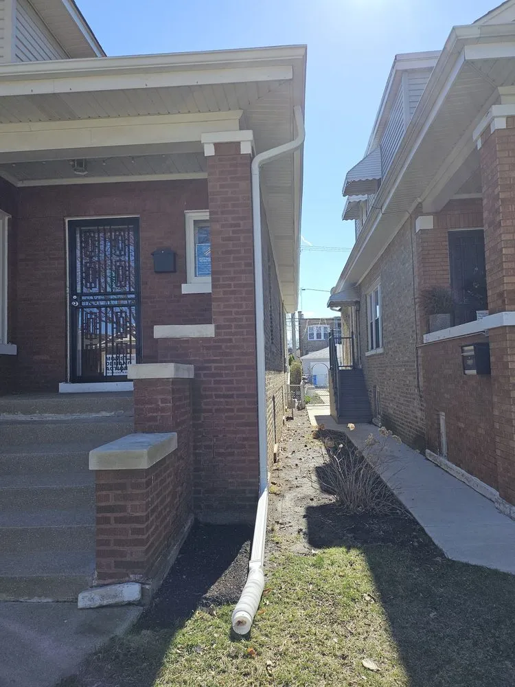 Slide of Andy's Custom Gutters