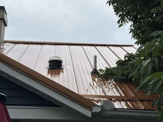 Andy's Roofing & Construction Logo