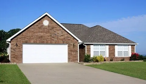 Slide of Angel Gonzalez Roofing