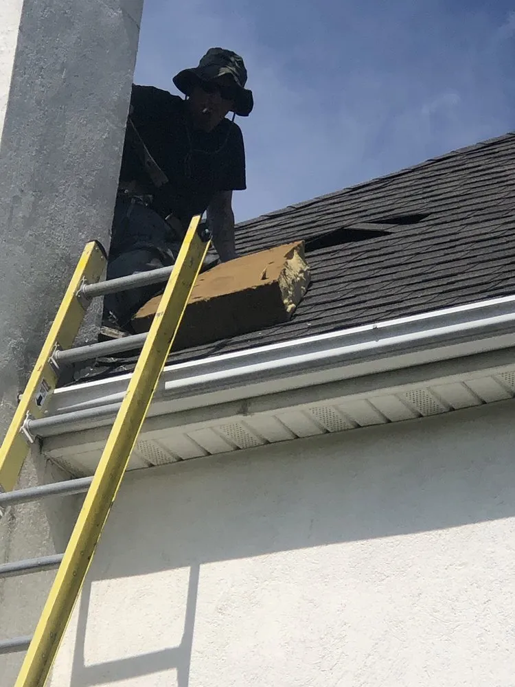 Slide of Angel Gonzalez Roofing