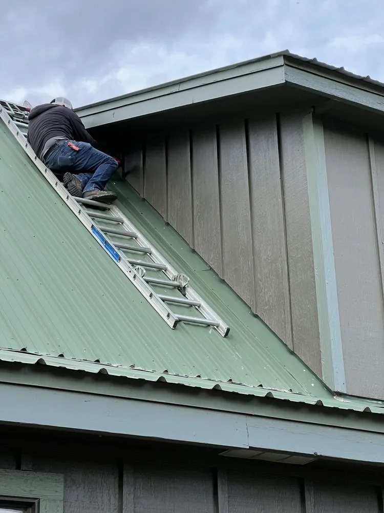 Reliable roof repair same-day service across Silverton, CO - Angeles MT Construction