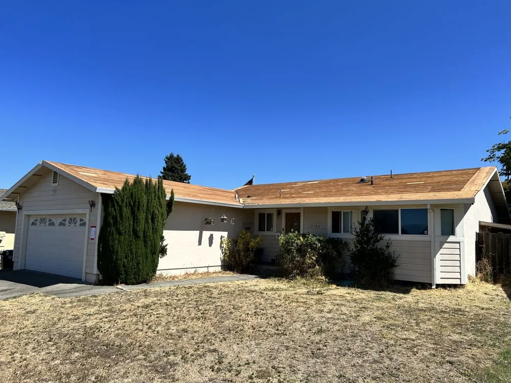 Slide of Angelo's Roofing