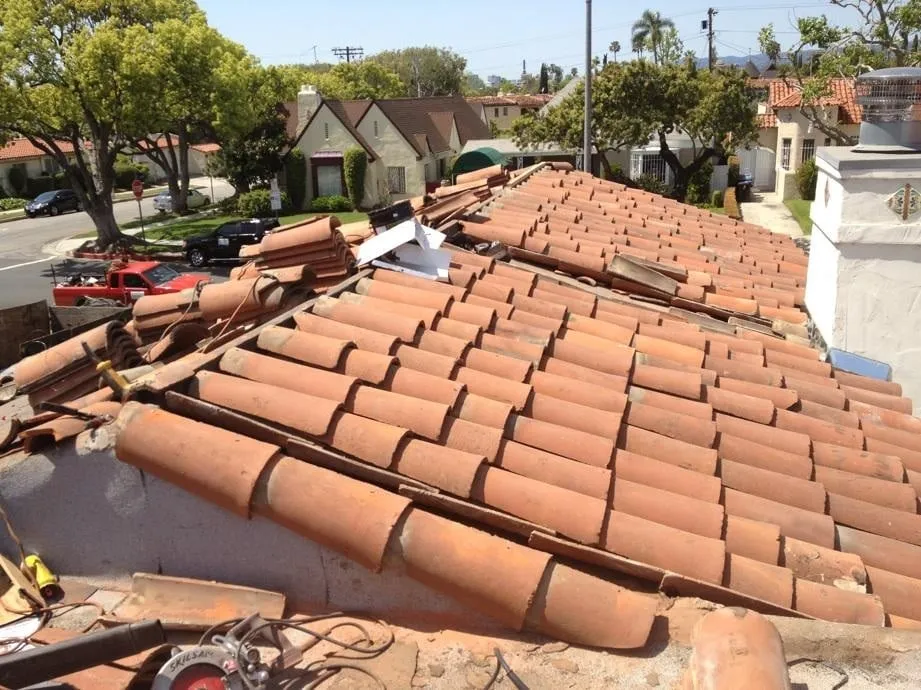 Slide of ANR Roofing