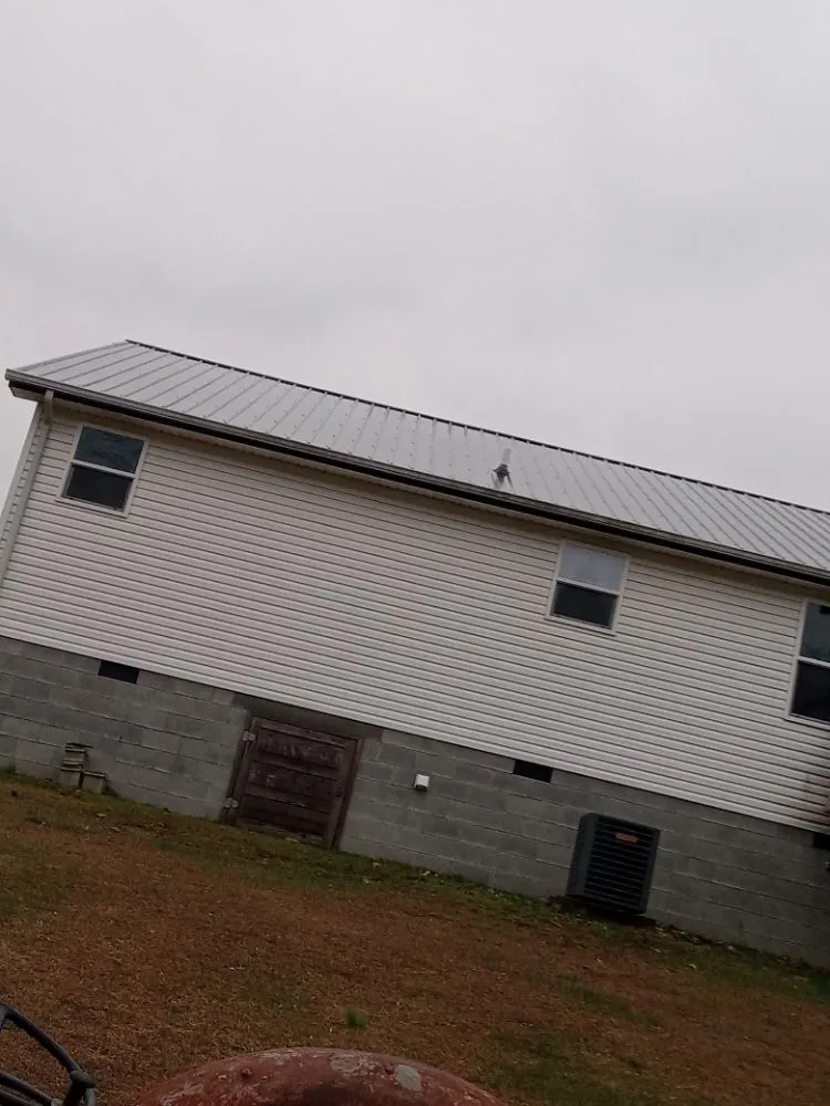 Emergency roof repair experts serving Chesapeake, OH - Antar Roofing