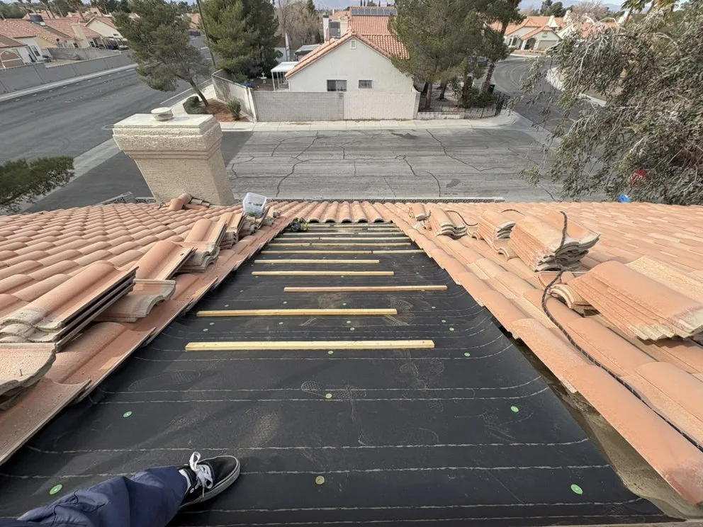 Slide of Antonio Roofing