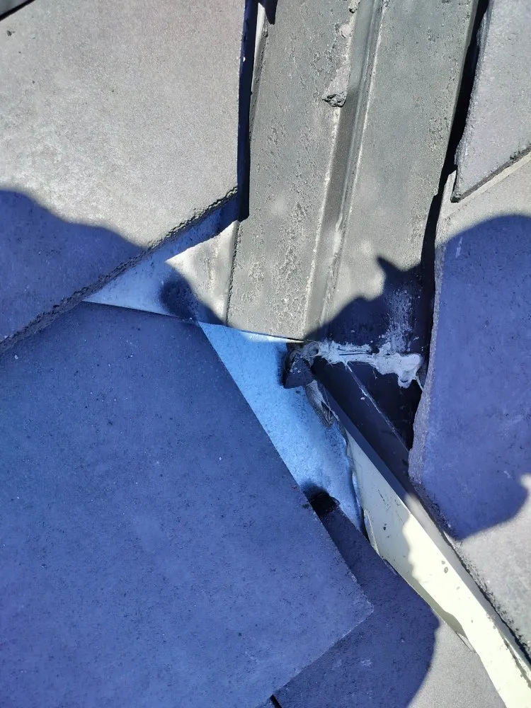 Slide of Antonio Roofing