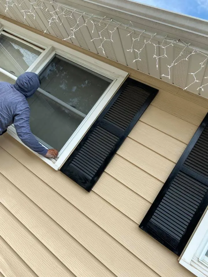 Slide of Antonios Construction & Roofing