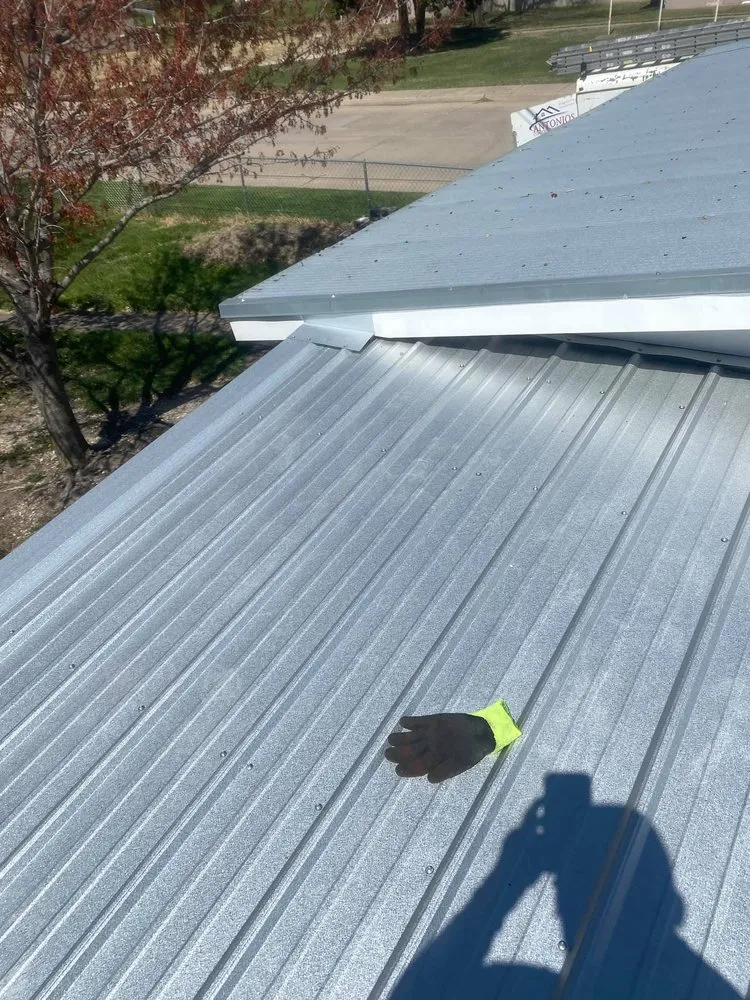 Slide of Antonios Construction & Roofing