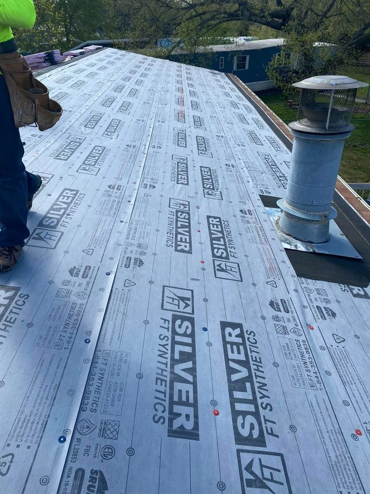 Slide of Antonios Construction & Roofing