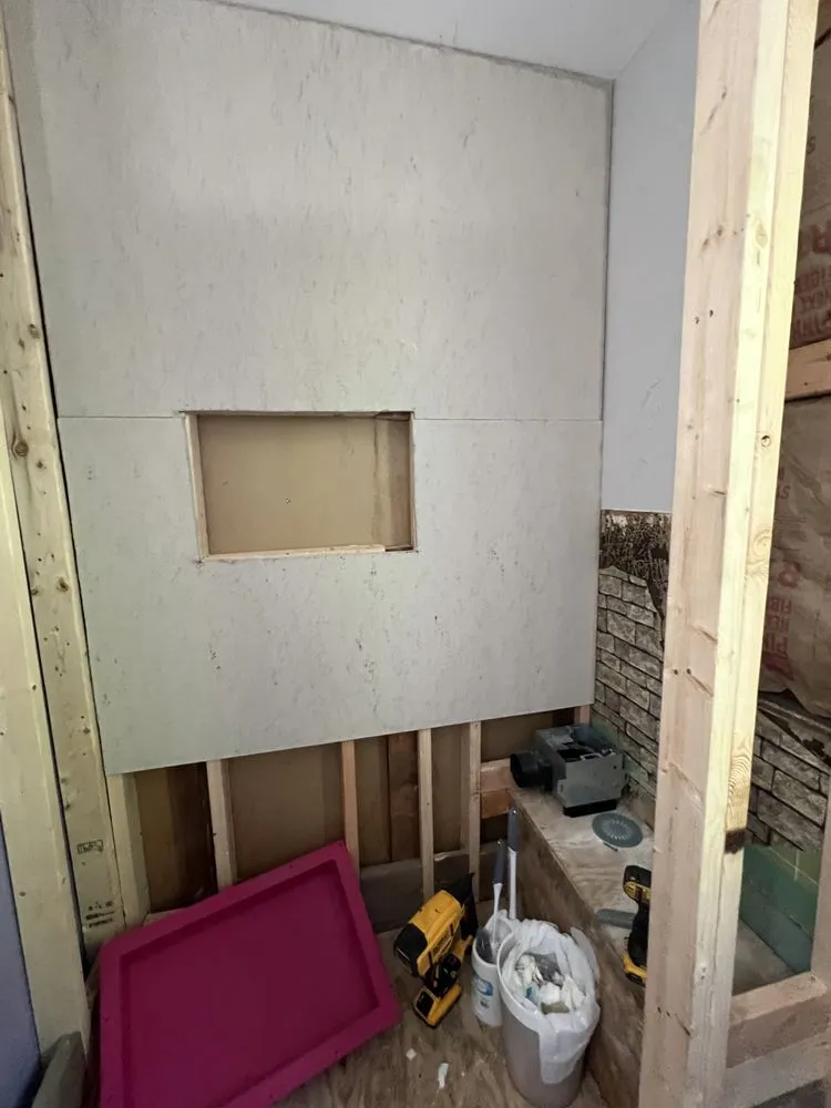 Slide of Antonios Construction