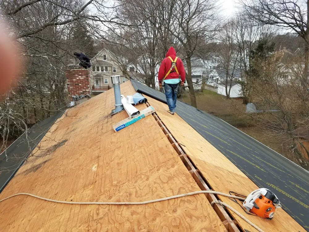 Slide of Antonio's Home Exteriors