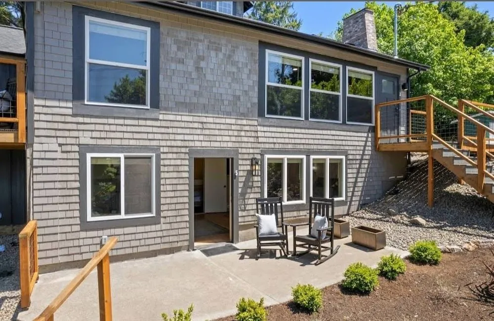 Slide of Ants Painting & Construction