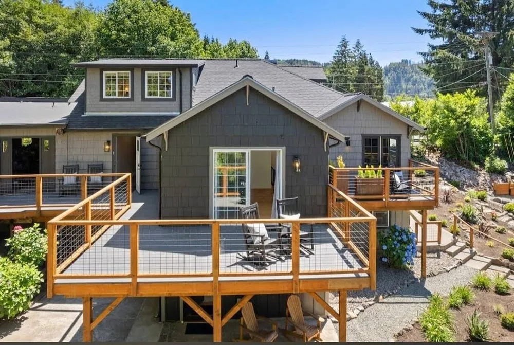 Slide of Ants Painting & Construction